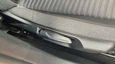 Peugeot 208 1.2 PureTech 100 Active Premium + 5dr Petrol Hatchback